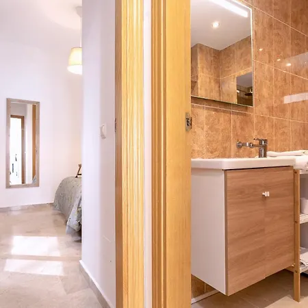 -malagasunapts-central Historic Heart * Malaga
