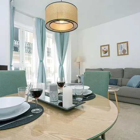 -malagasunapts-central Historic Heart Apartment *